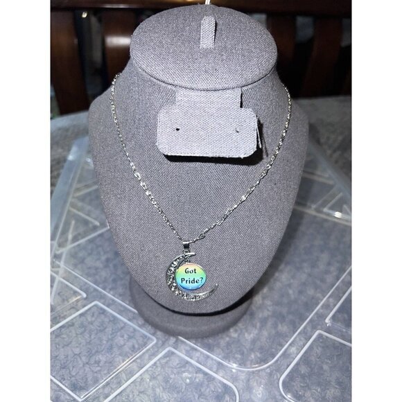 Rainbow Pride Necklace Got Pride Flat Round & Moon Pendant Necklace Bracelet Set - Picture 2 of 8